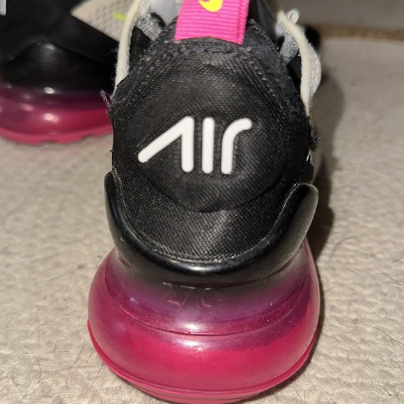 Air 270’s - Picture 2 of 7